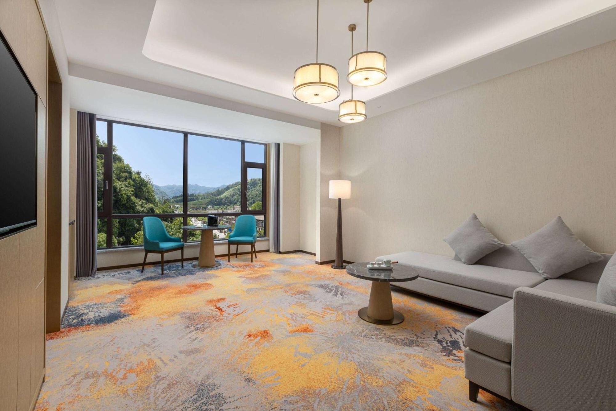 Wyndham Zhangjiajie Wulingyuan Екстериор снимка
